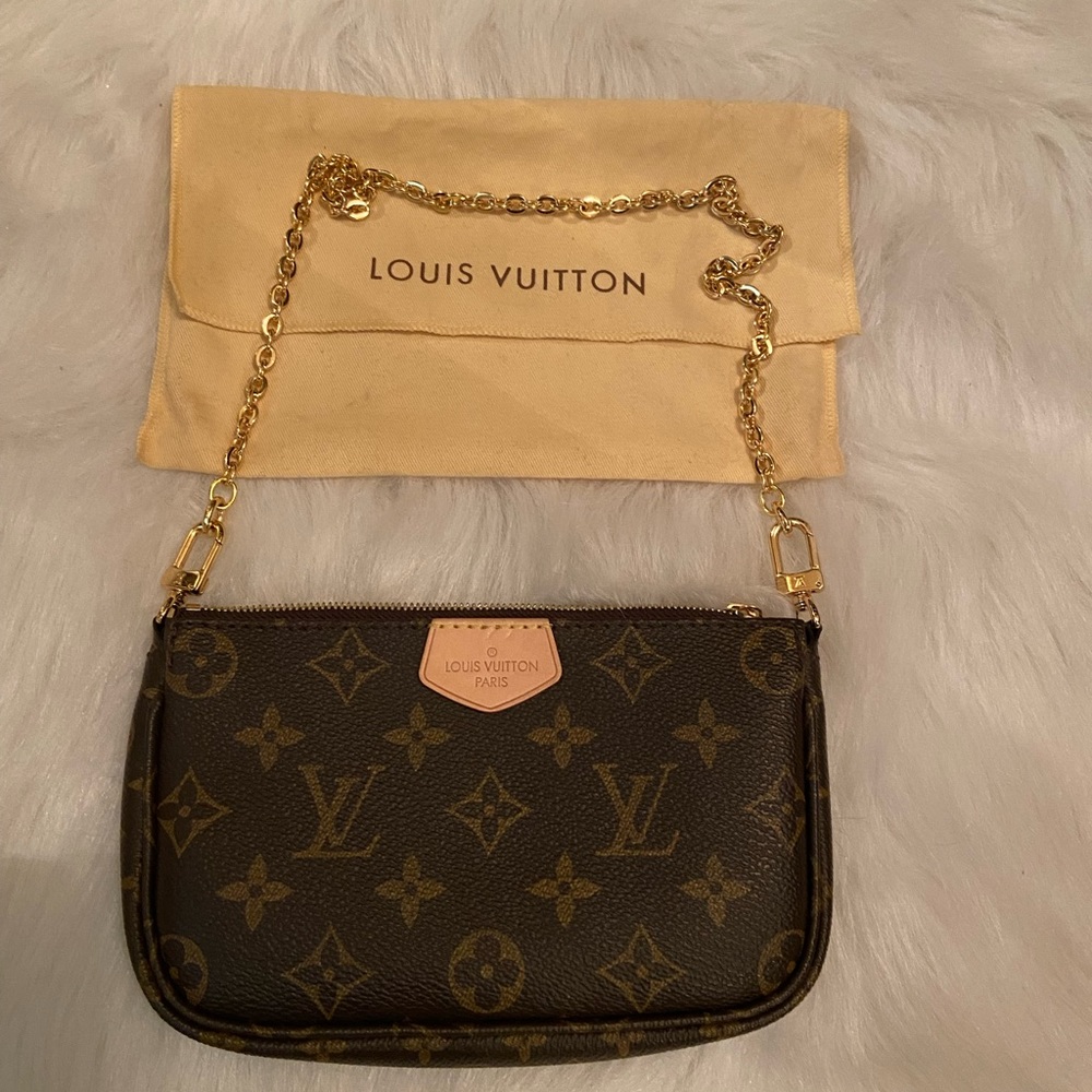 Louis Vuitton mini bag